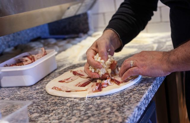 Pizza und Pasta in Sankt Peter-Ording bei Pasquale in Sankt Peter-Ording Titel Pizza 03