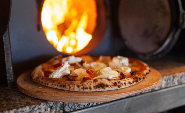 Pizza und Pasta in Sankt Peter-Ording bei Pasquale in Sankt Peter-Ording Titel Pizza 06